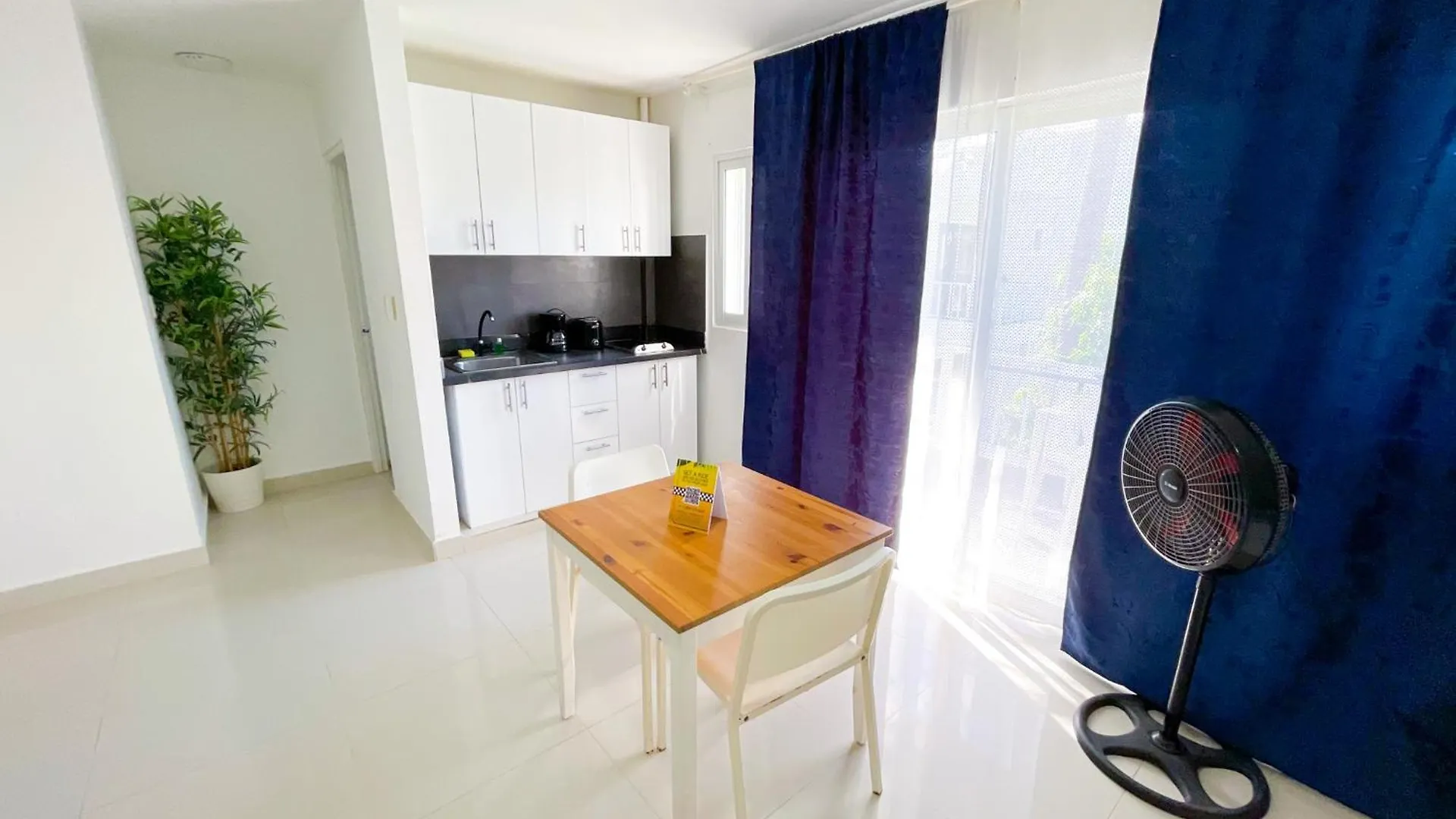 Studios Suites Los Corales Tropicana Adventure Bavaro Beach Pool & Spa بونتا كانا فندق